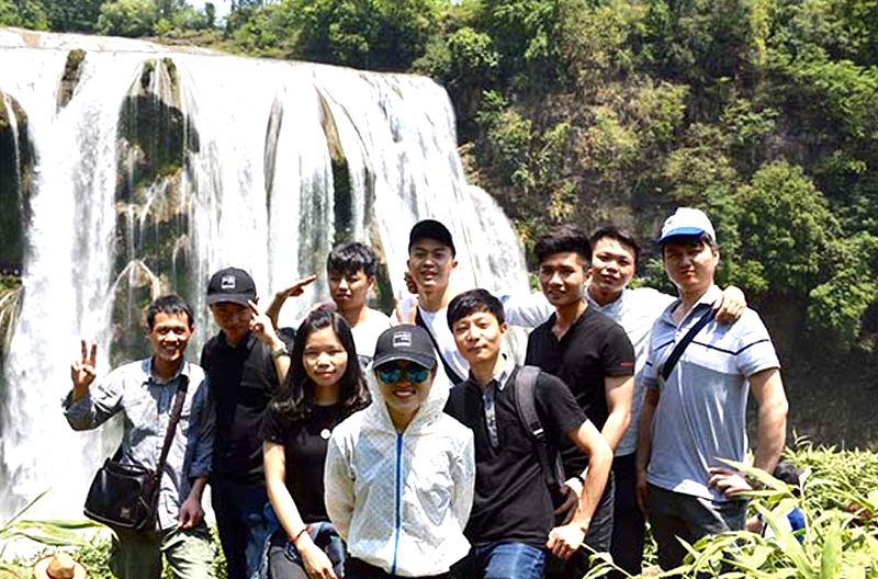 关于公司组织员工云南旅游活动通知